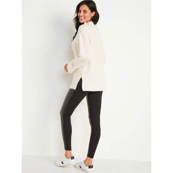 NWT Old Navy High-Waisted Faux-Leather Panel
Leggings For Women in Blackjack - Picture 2 of 10